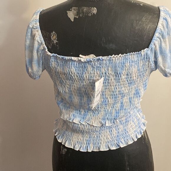 Lush Blue/White swirl crop top, size XL - Picture 2 of 3